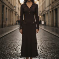 Abito lungo a coste marrone scuro da donna | Elegante abito con colletto e maniche lunghe