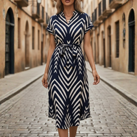 Vestito midi a righe blu navy da donna | Elegante con scollo a V e cintura