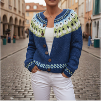 Cardigan da donna blu con bottoni e motivo nordico