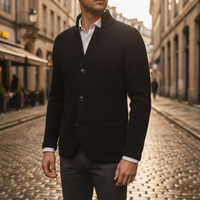 Cappotto da uomo doppiopetto con colletto alto