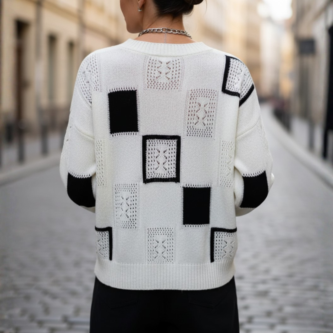 Women's Sweater in Soft Geometric White and Black Blend