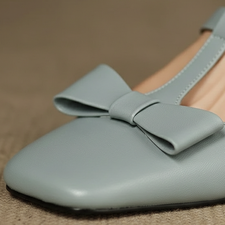 Sandali da donna in pelle con cinturino a T