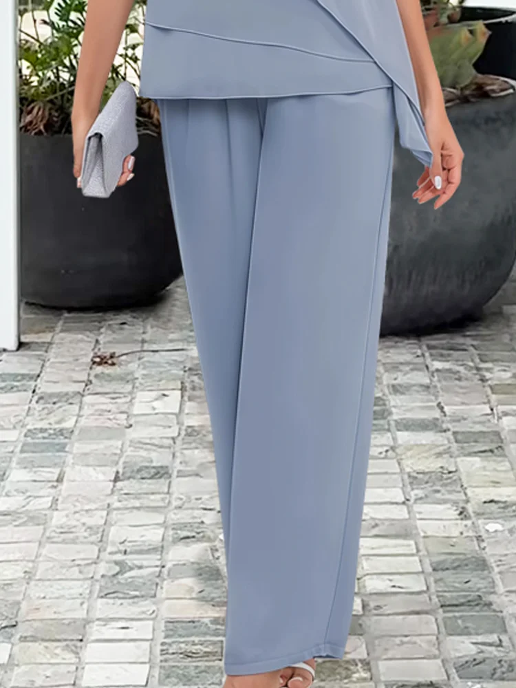 2-Piece Elegant and Formal Women's Velvet Sleeveless Set with Buttons