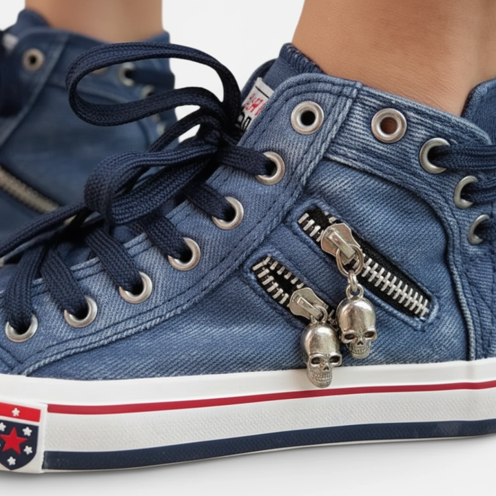 Sneakers alte da donna in denim blu con doppia cerniera e lacci