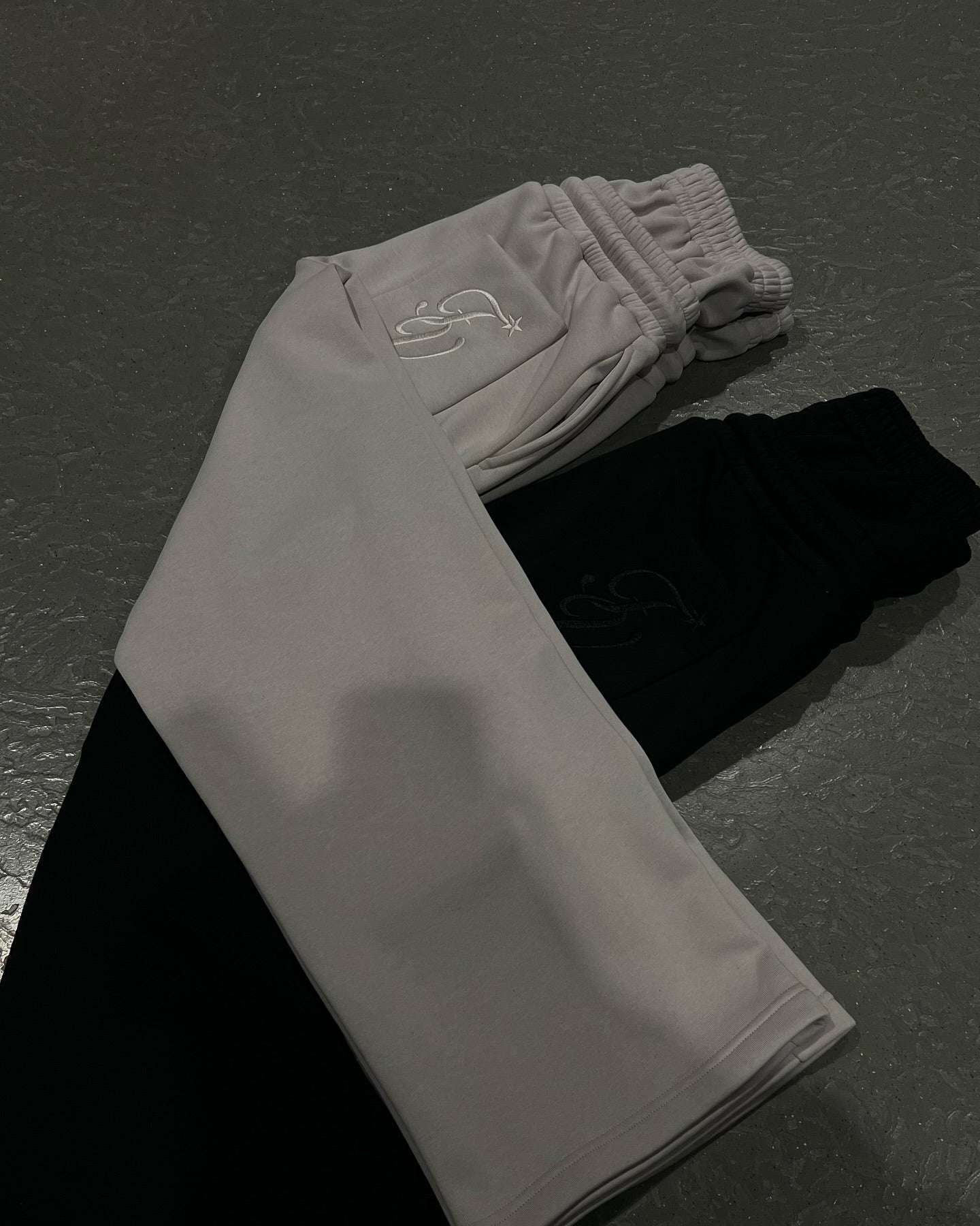 Unisex Baggy Fit Jogger Pants with Pockets Casual