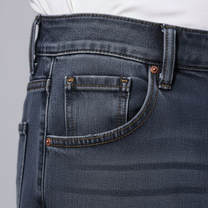 Jeans in denim da uomo in materiale confortevole