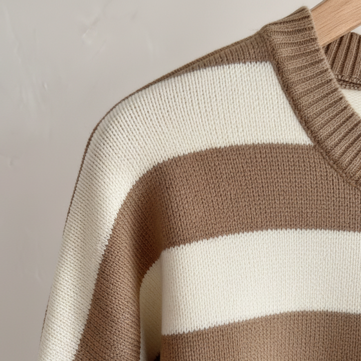 Maglione oversize a righe da donna con gonna