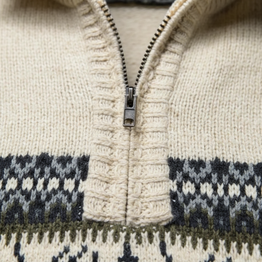 Men's Sweater with Zip and Christmas Pattern