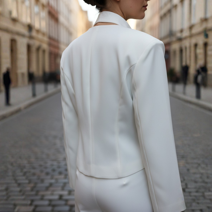 Blazer aderente da donna con scollo a V