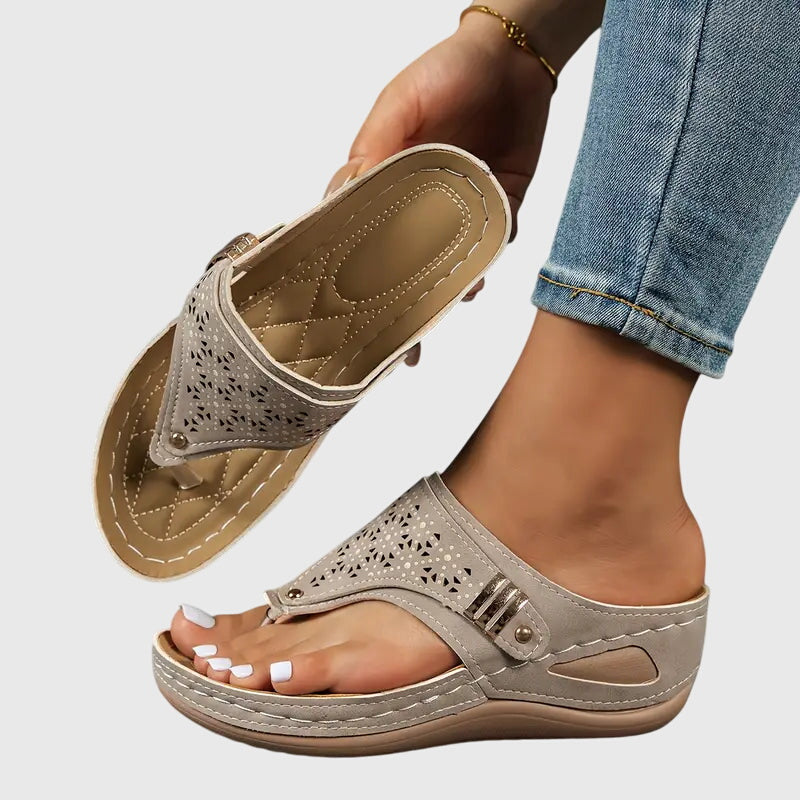 Women's Orthopedic Leather Sandals with Anatomical Insole