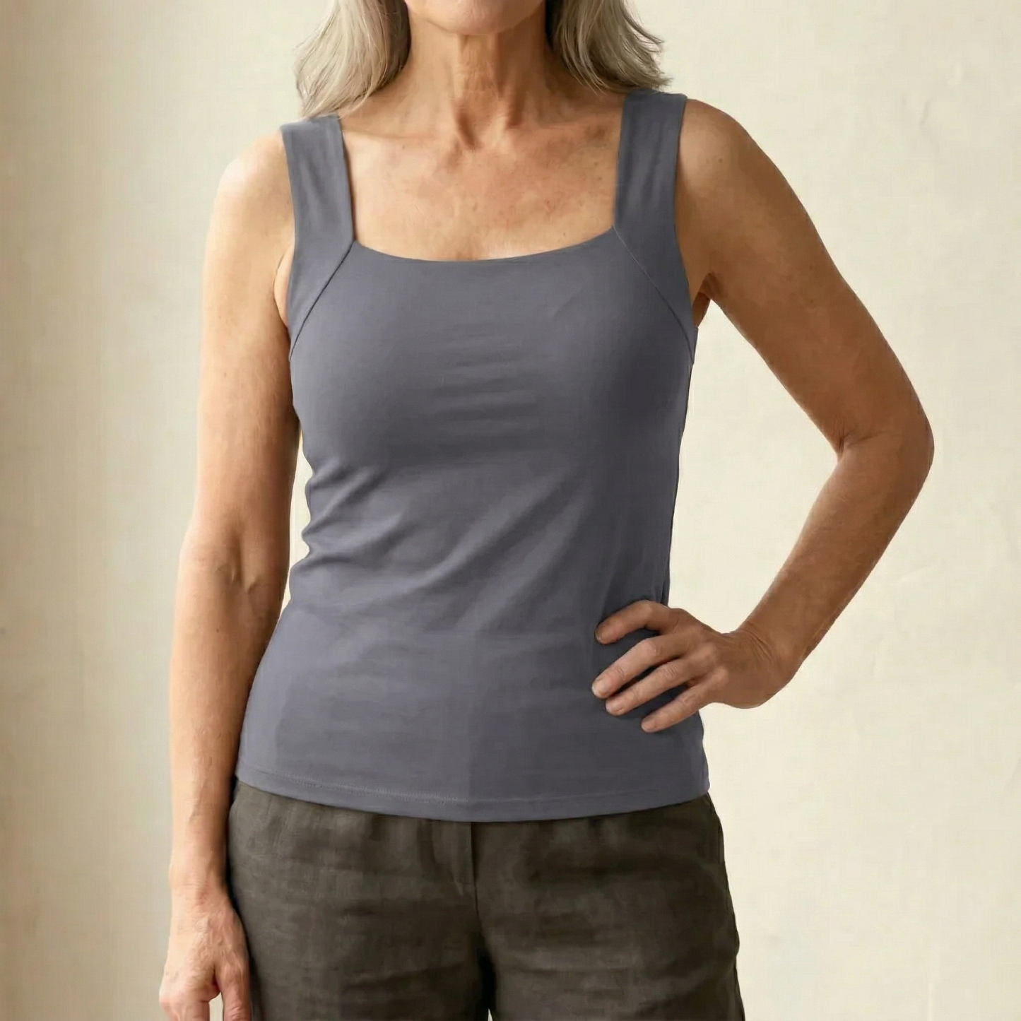 Women's Square Neck Built-In Bra Tank Top