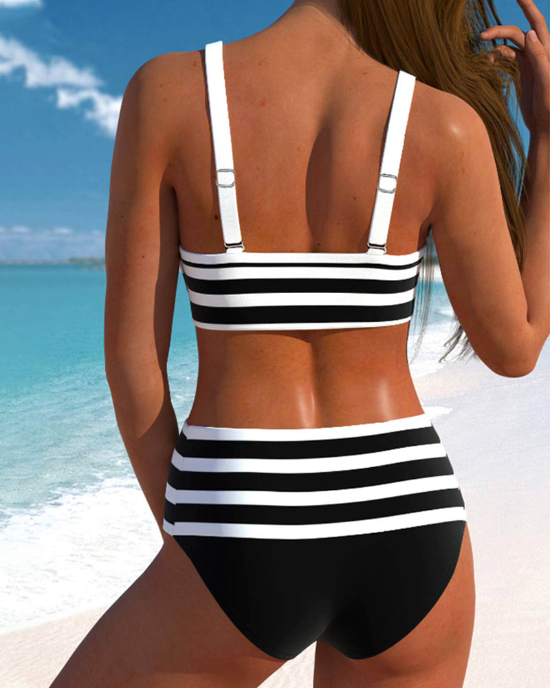 Completo bikini a righe a vita alta per donna