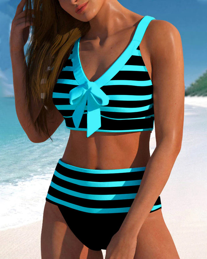 Completo bikini a righe a vita alta per donna