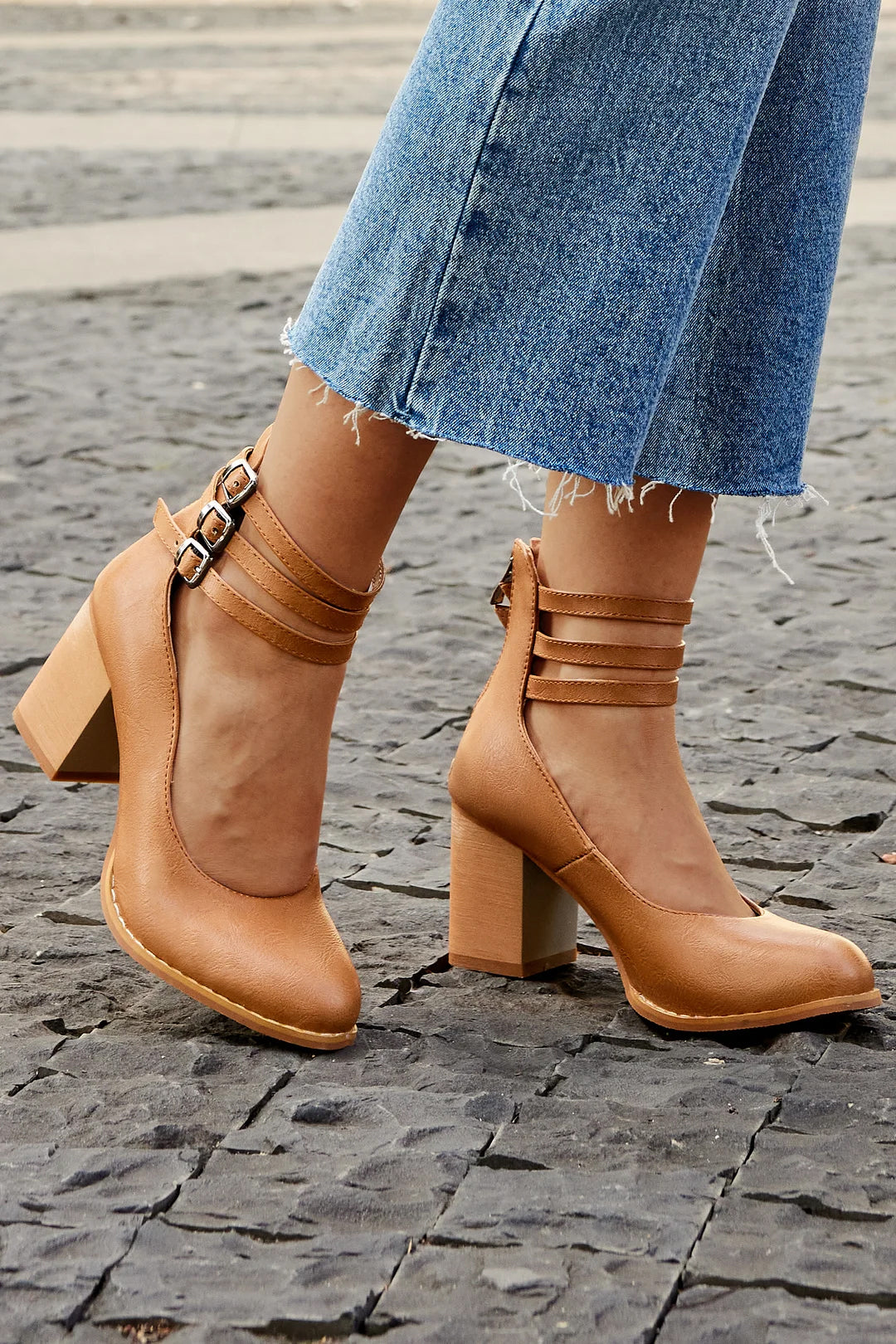 Casilda™ | Smooth Sandals with Ankle Strap and Thick Heel 0