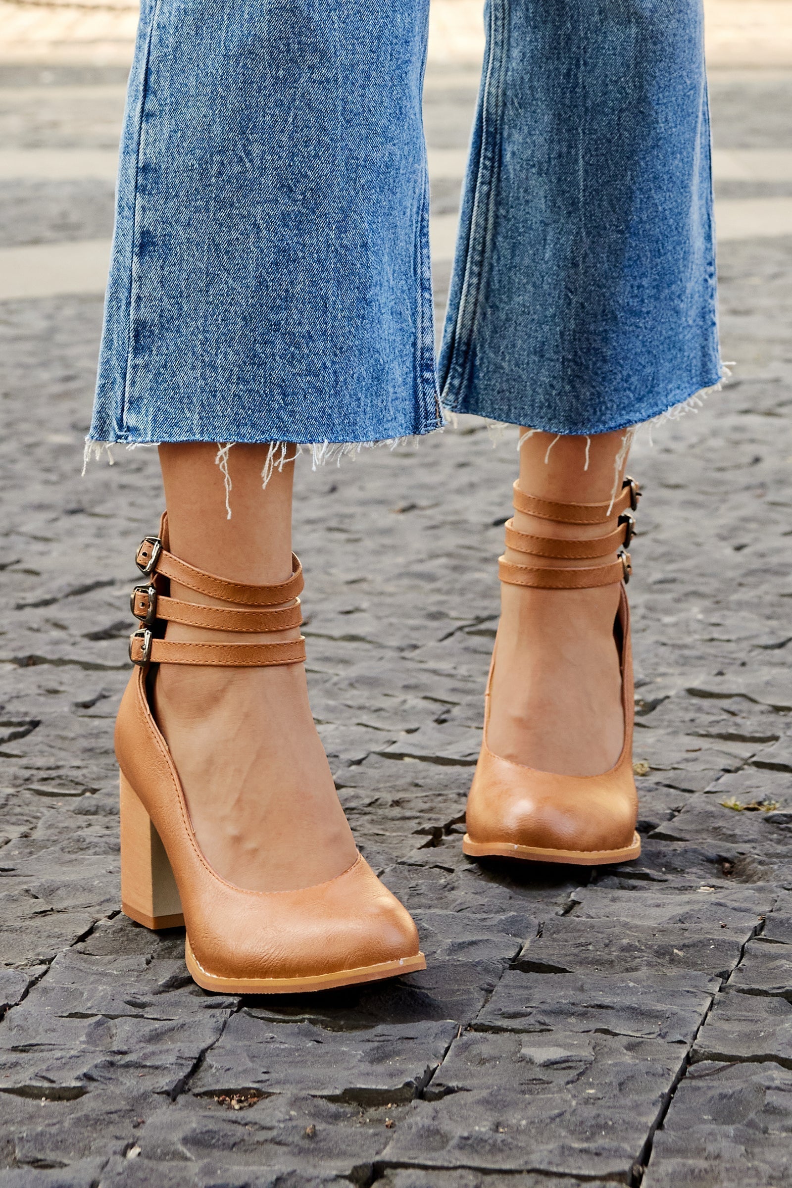 Casilda™ | Smooth Sandals with Ankle Strap and Thick Heel 6