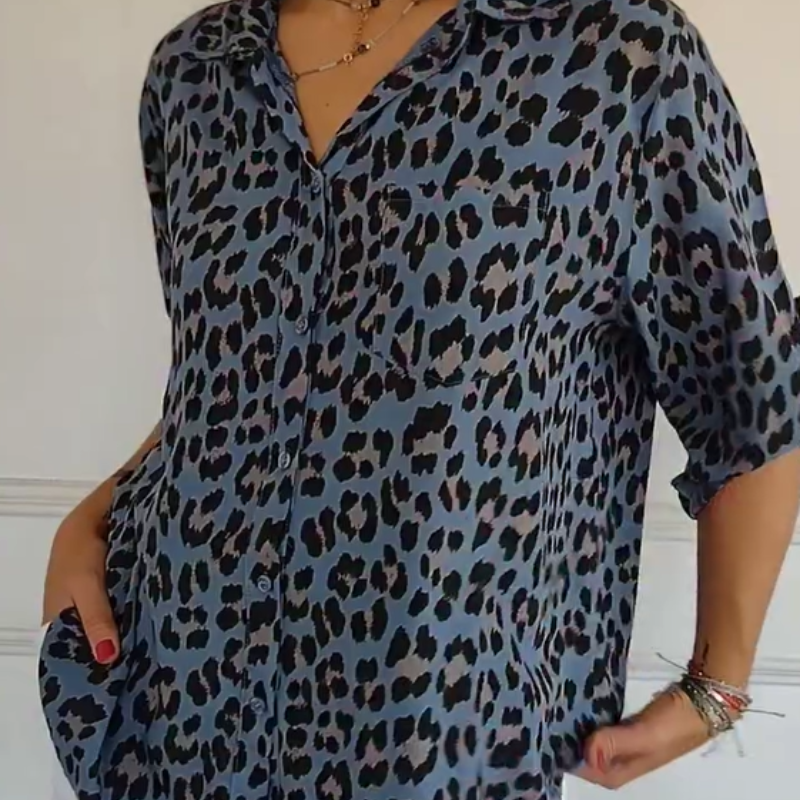 Blusa elegante con stampa leopardata