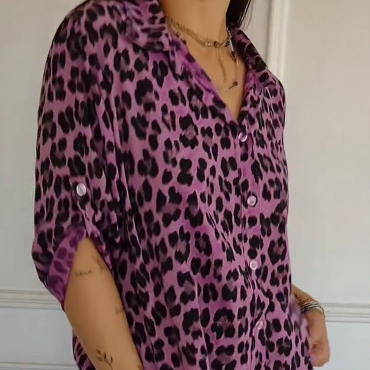 Blusa elegante con stampa leopardata