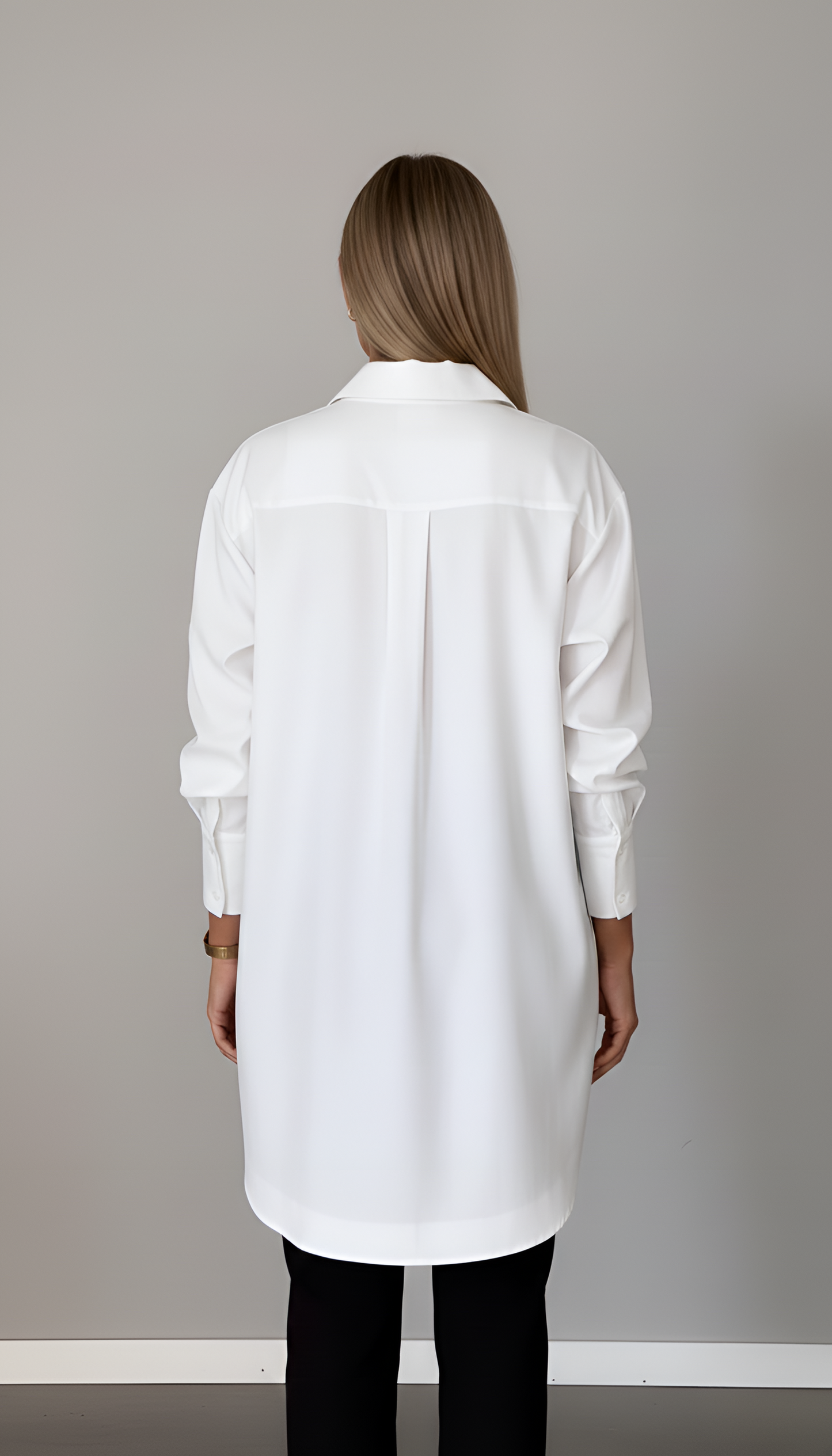 Women's Oversized Cotton Shirt with Classic Collar – Long Sleeve