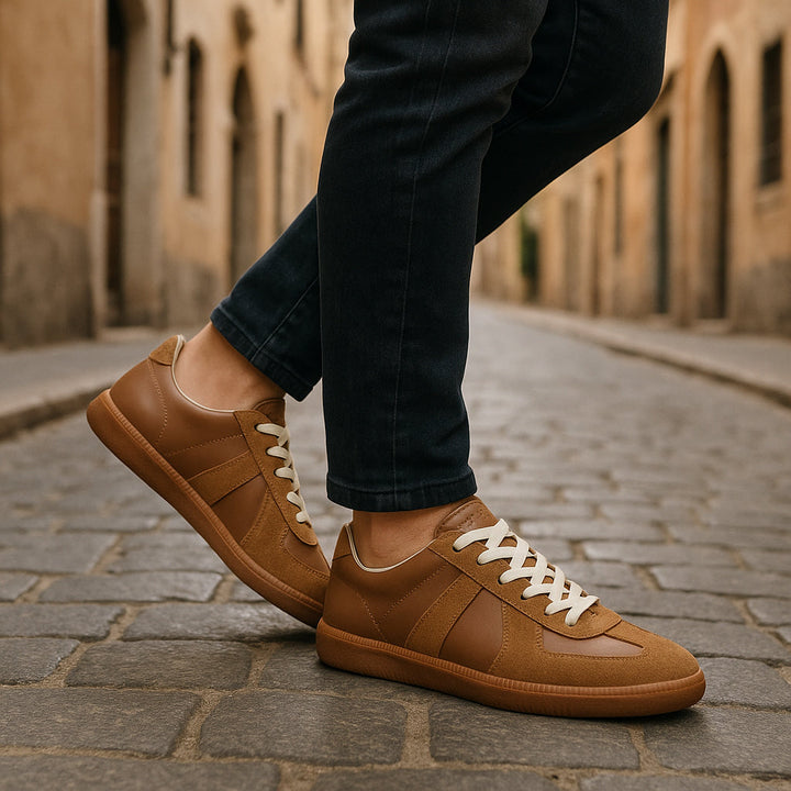 Sneakers da uomo in mesh traspirante con lacci, antiscivolo, di supporto, comode