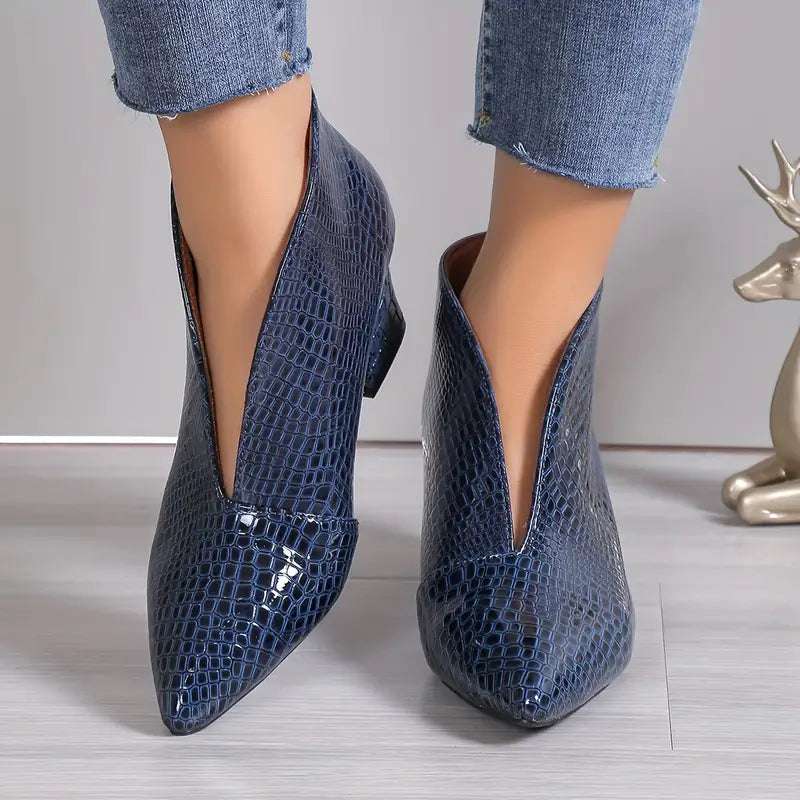 Luz™ | Women's Textured Ankle Boots with Curved Cut and Mid Block Heel 1