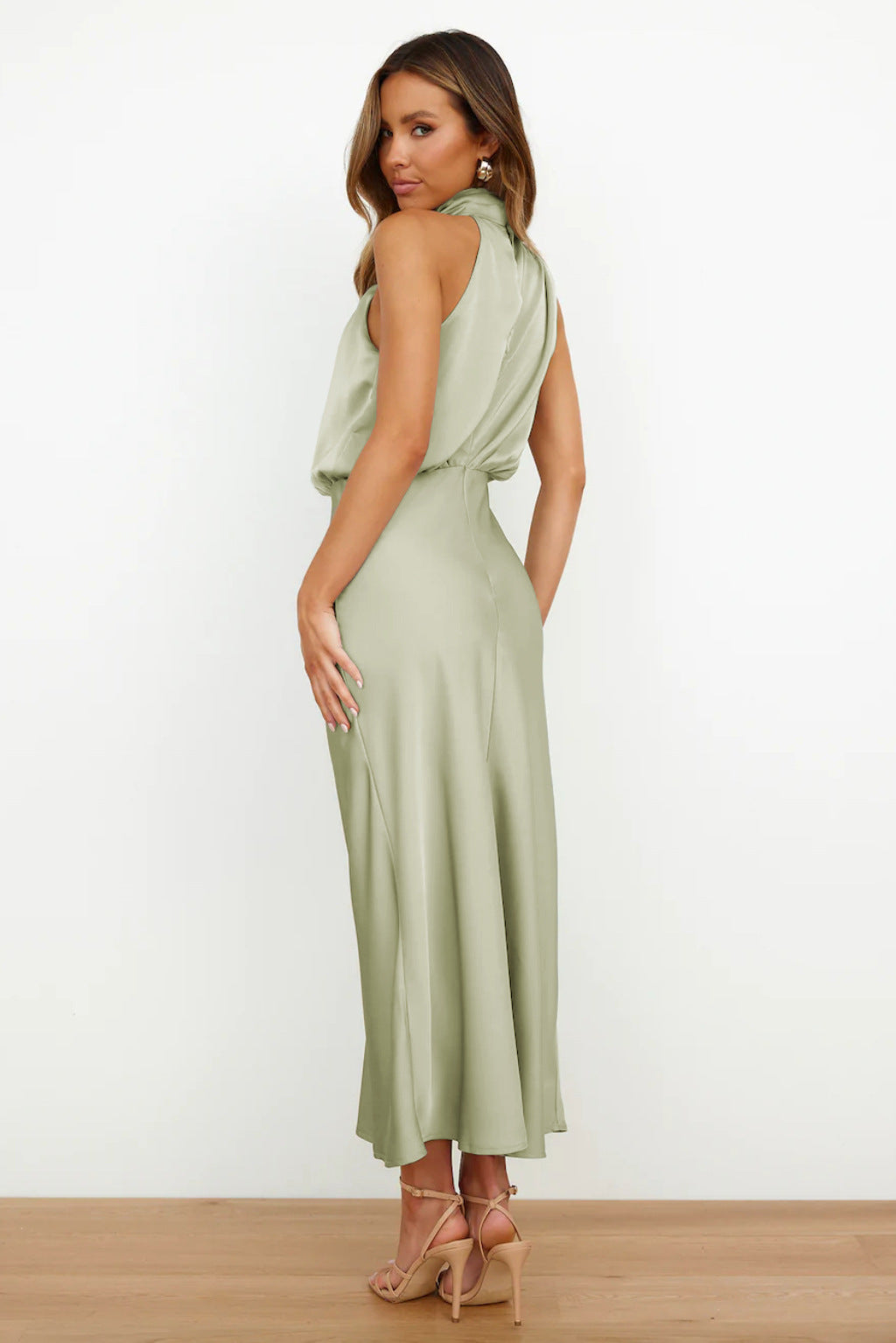 Mariana™ | Elegant Halter Evening Dress 2
