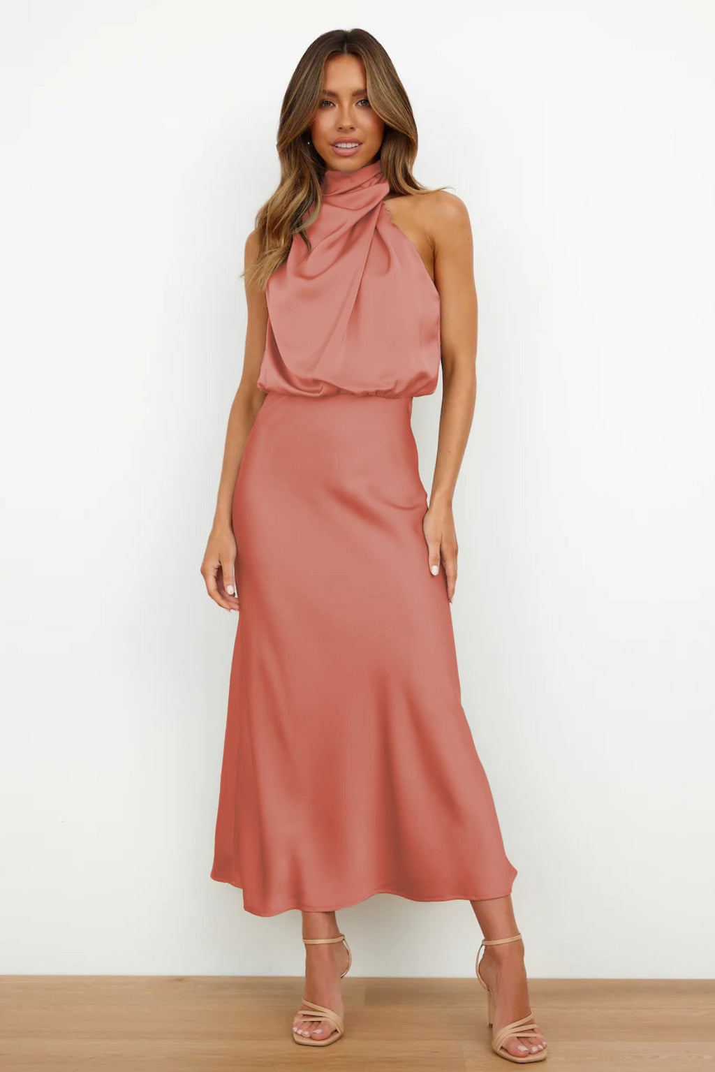 Mariana™ | Elegant Halter Evening Dress 5