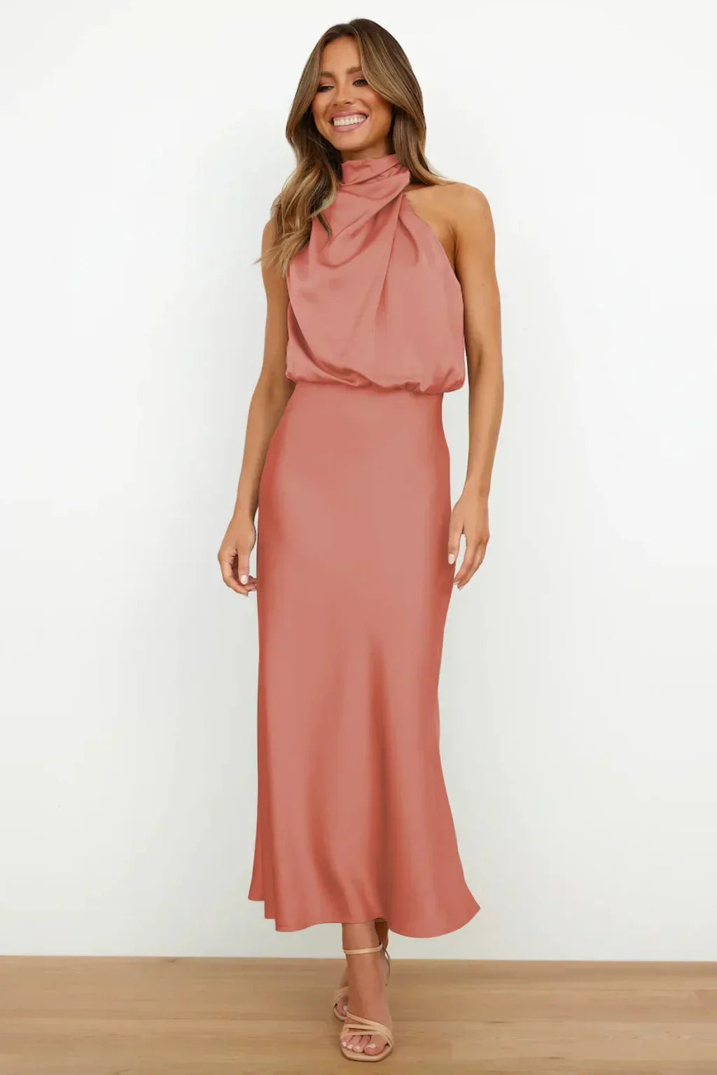 Mariana™ | Elegant Halter Evening Dress 6