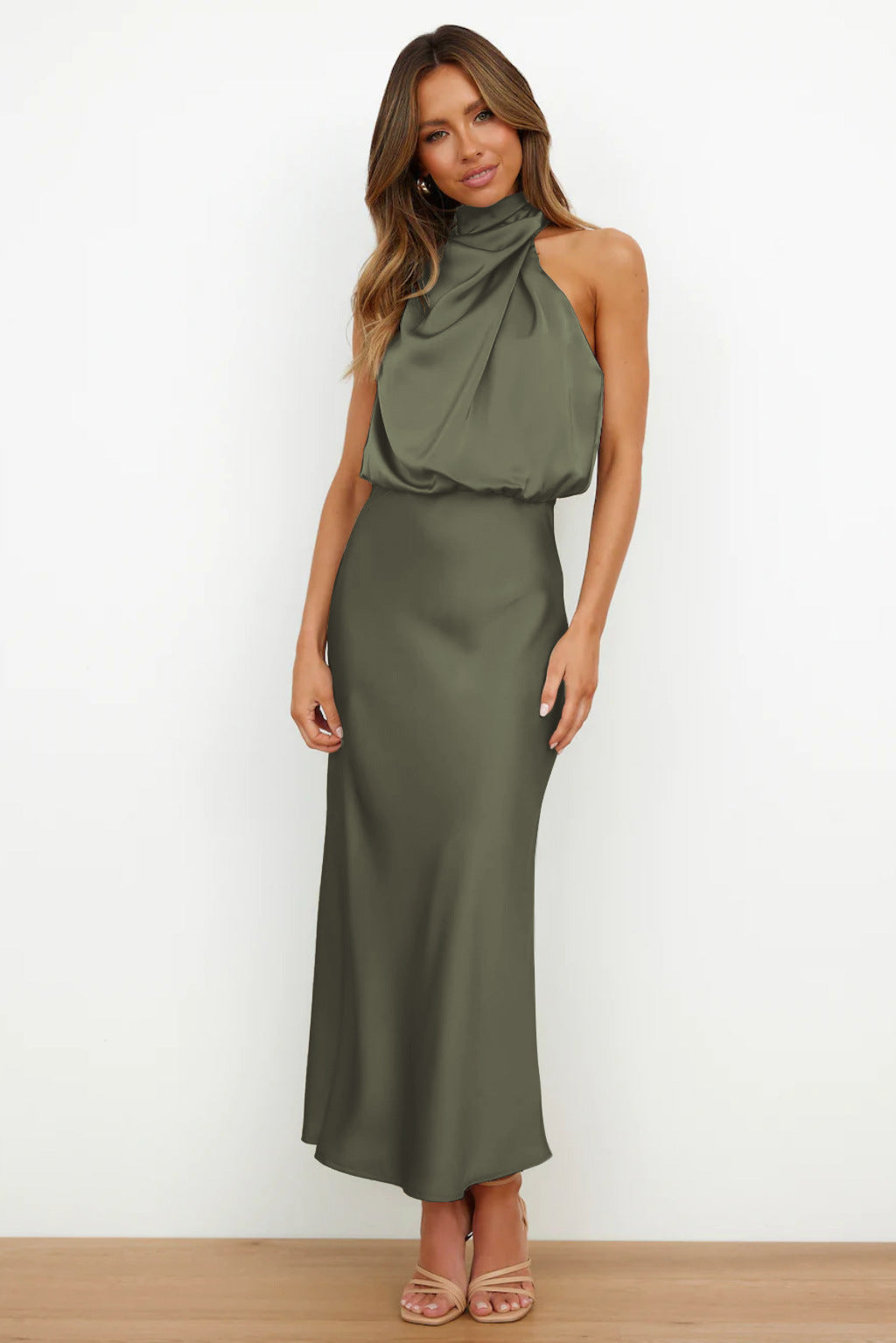 Mariana™ | Elegant Halter Evening Dress 7