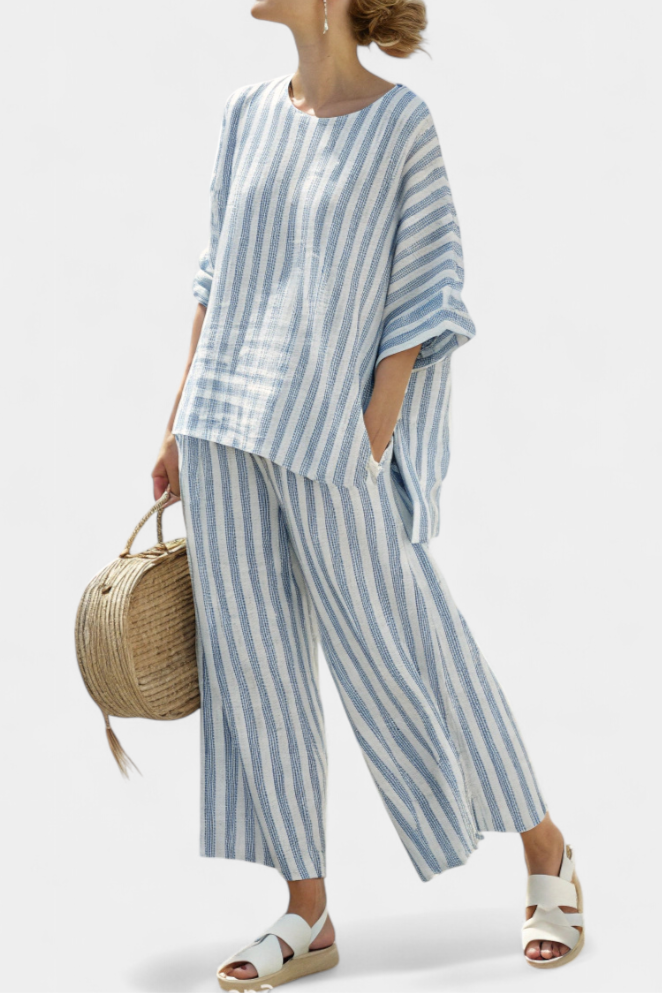 Mia | Relaxed Striped Women's Top for Summer Comfort 1