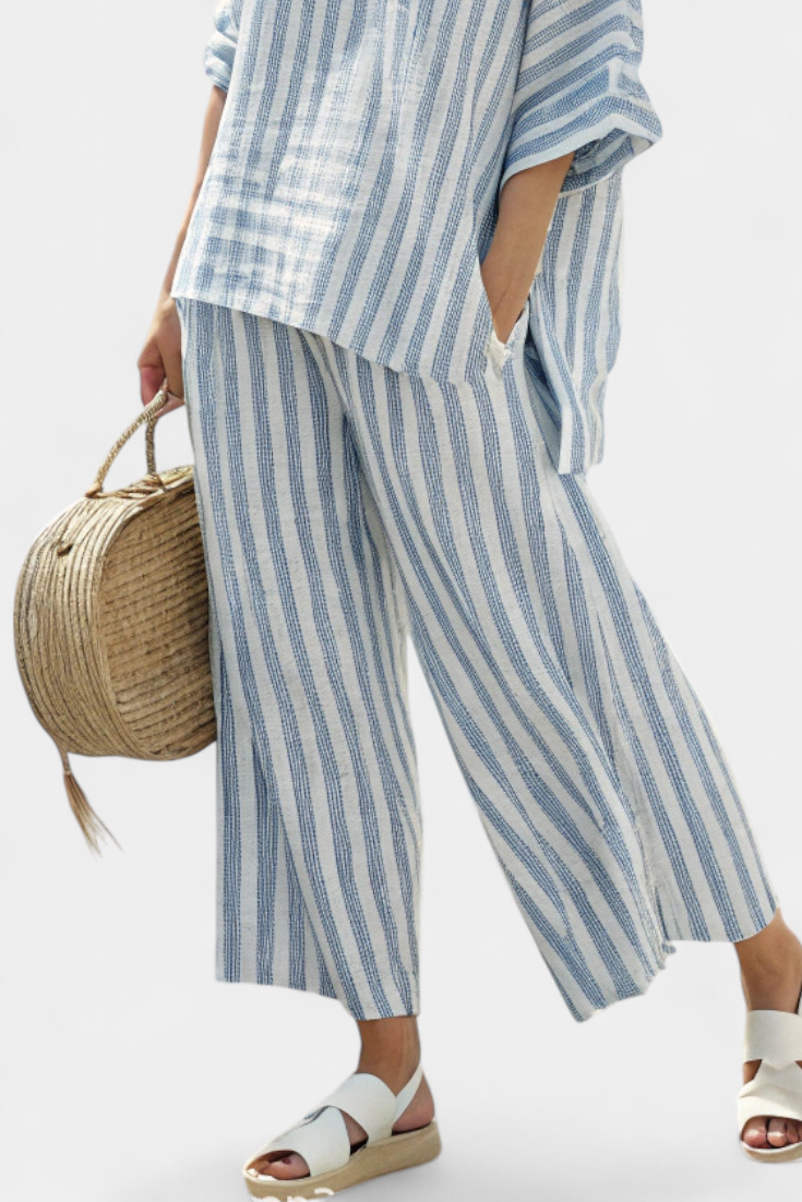 Mia | Relaxed Striped Women's Top for Summer Comfort 3