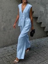 Complete Women's Sleeveless Ruffled Top with Wide Pants