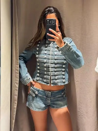 Stile estivo da donna in denim senza maniche con bottoni  