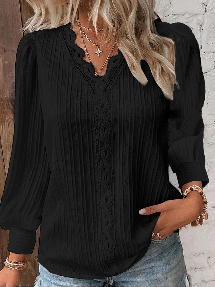 Blusa con dettagli in chiffon e pizzo