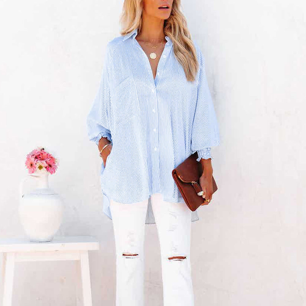 Camicia oversize da donna a righe con bottoni e maniche lunghe