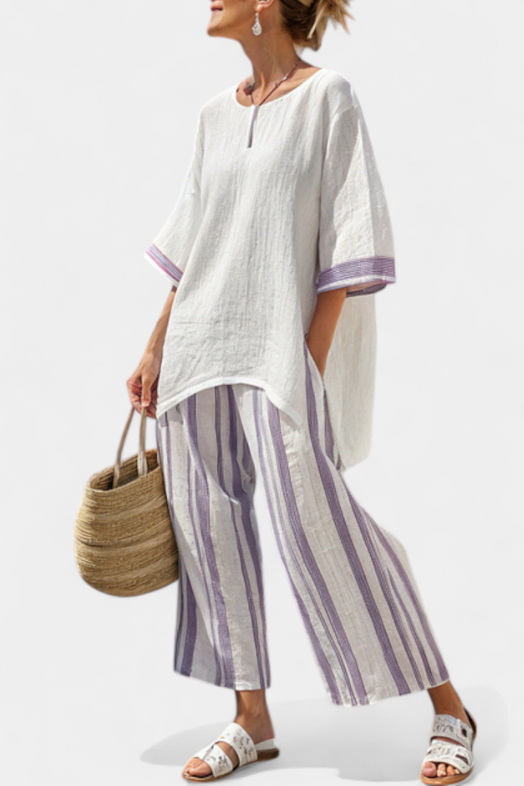 Sophie | Chic Summer Blouse and Striped Wide-Leg Pants Set 1