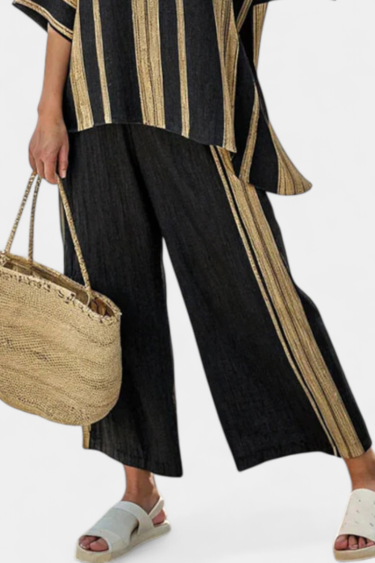 Sophie | Stylish Striped Summer Outfit with Relaxed Linen Pants 2