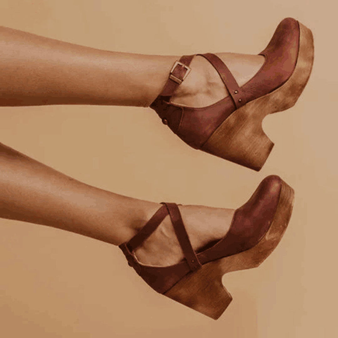 Teresa™ | Elegant Wedge Heels with Closed Toe & Ankle Strap 1