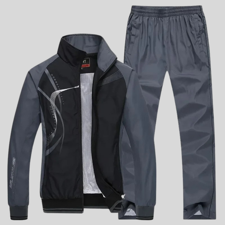 Completo sportivo termico da uomo con maniche lunghe e vestibilità ampia