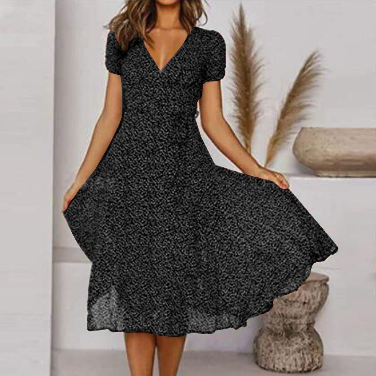 Women's High-Quality A-Line Dress | Elegant V-Neck Flattering Fit