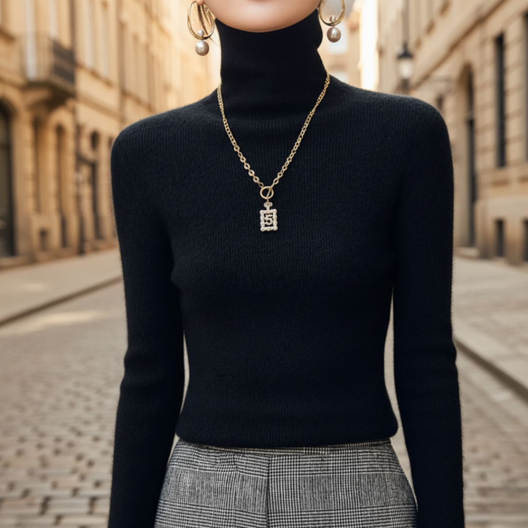 Women's Crew Neck Sweater in Soft Material