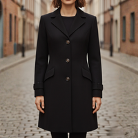 Cappotto lungo da donna con colletto classico