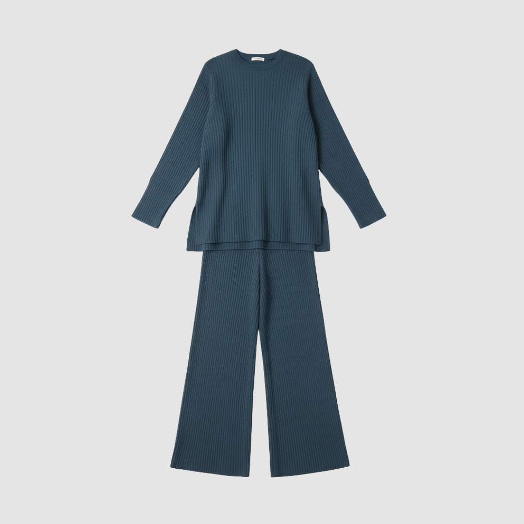 Women's Ribbed Sweater and Pants Set