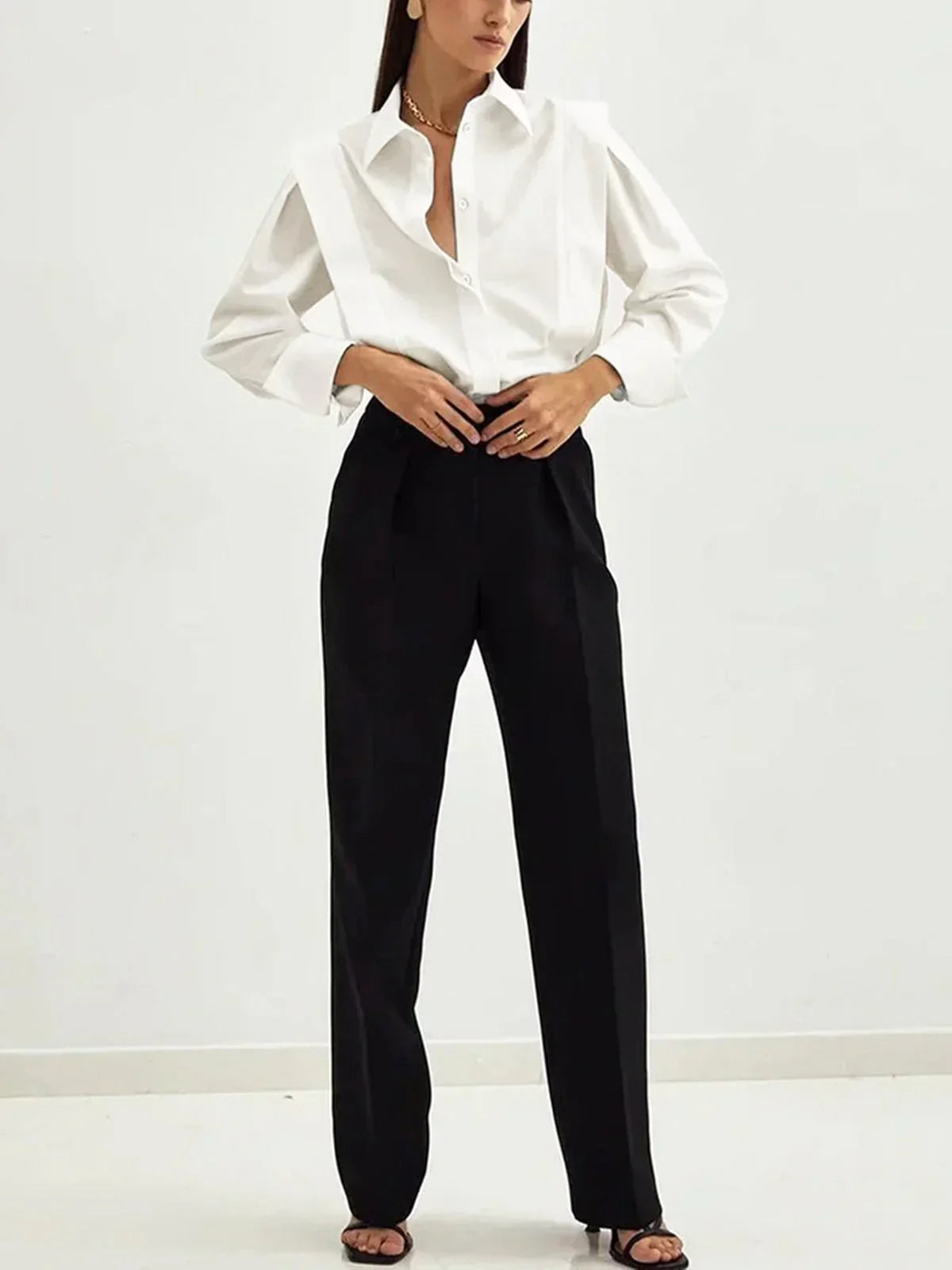 Women’s Cotton Button-Up Sleeveless Shirt
