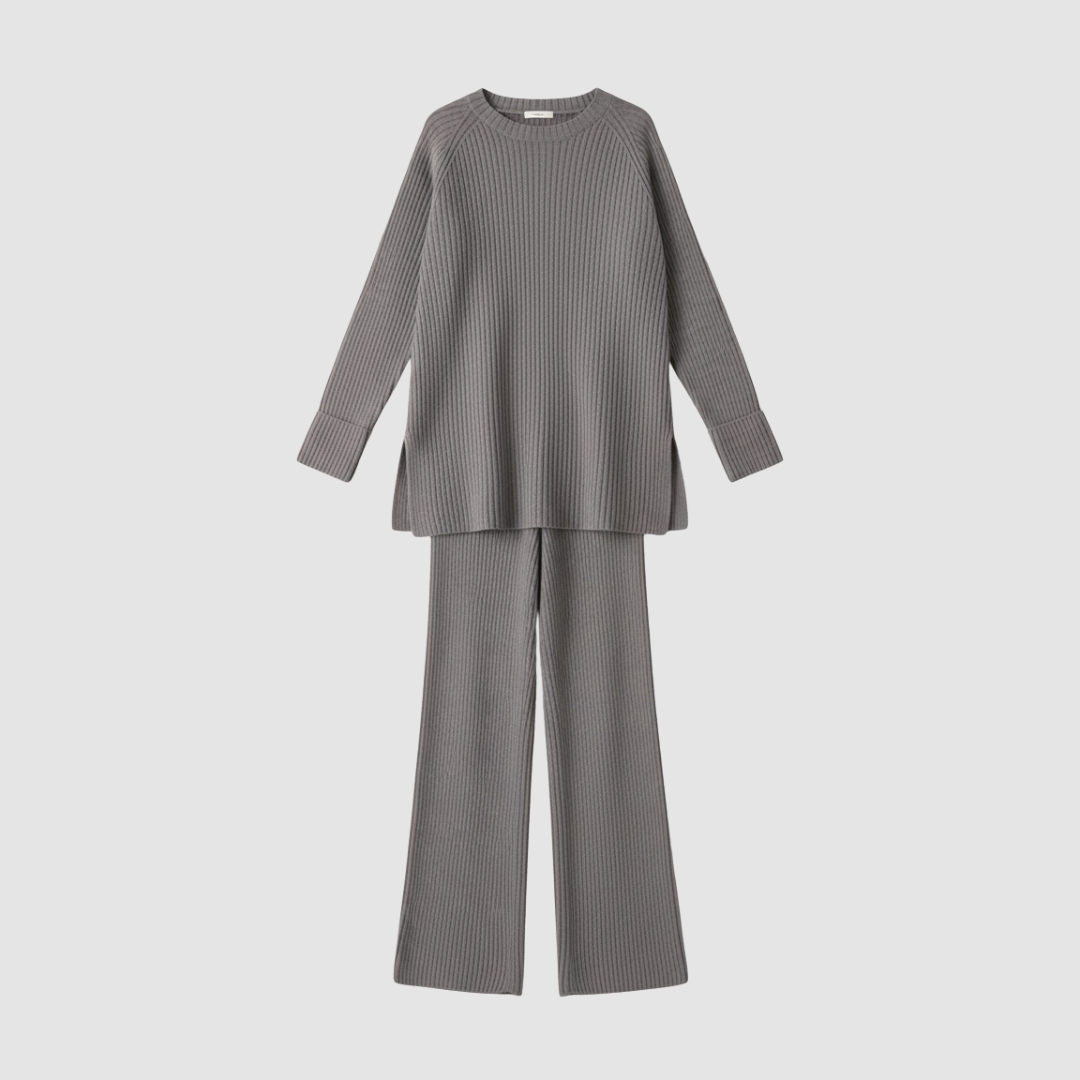 Women's Ribbed Sweater and Pants Set