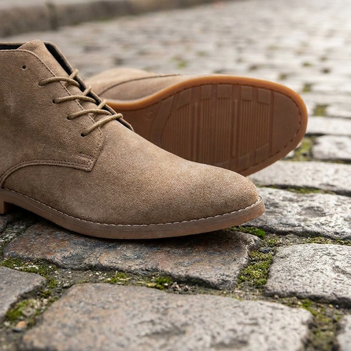 Stivali da uomo alla moda moderna con comfort per tutto il giorno e stile versatile