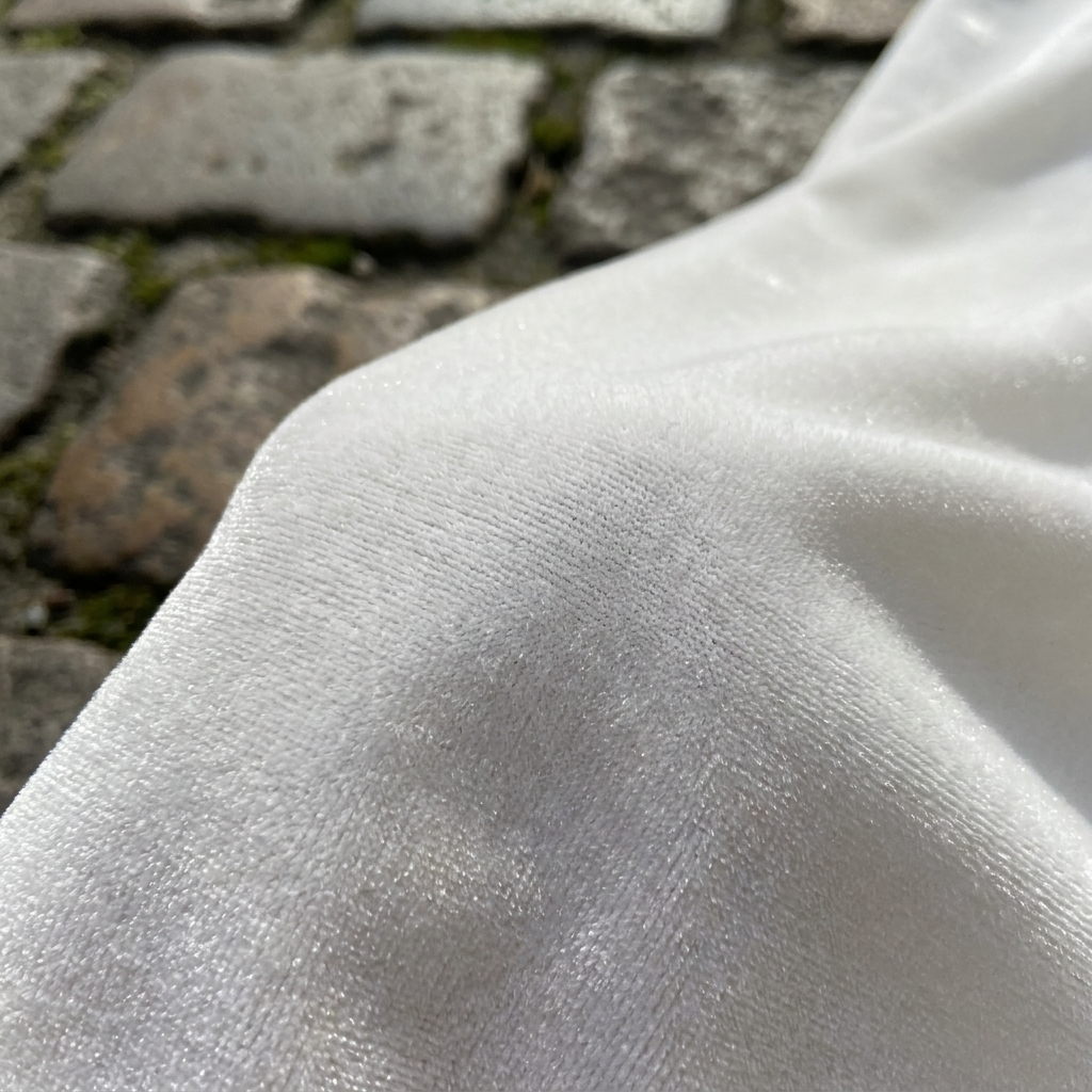 Elegante abito in velluto da donna | Abito da sera aderente con scollo a V  