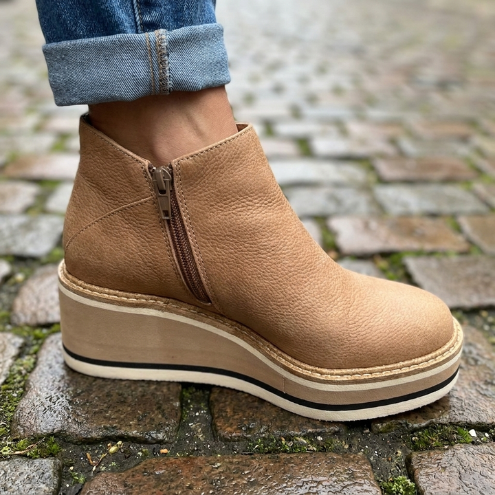 Stivali impermeabili da donna in pelle | calzature ortopediche alla moda per autunno e inverno  