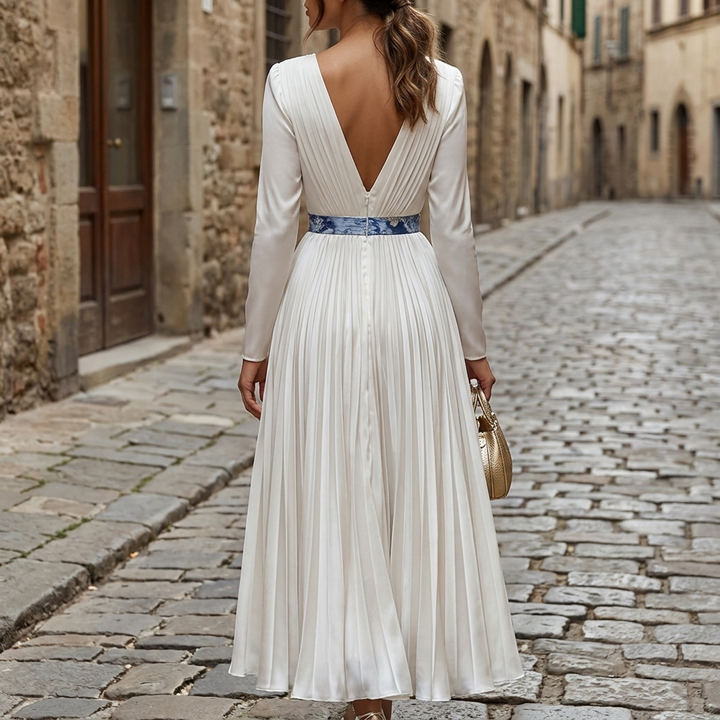 p882 White BACK