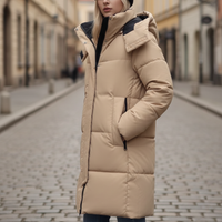 Parka imbottito da donna con cappuccio