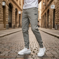 Pantaloni casual da uomo